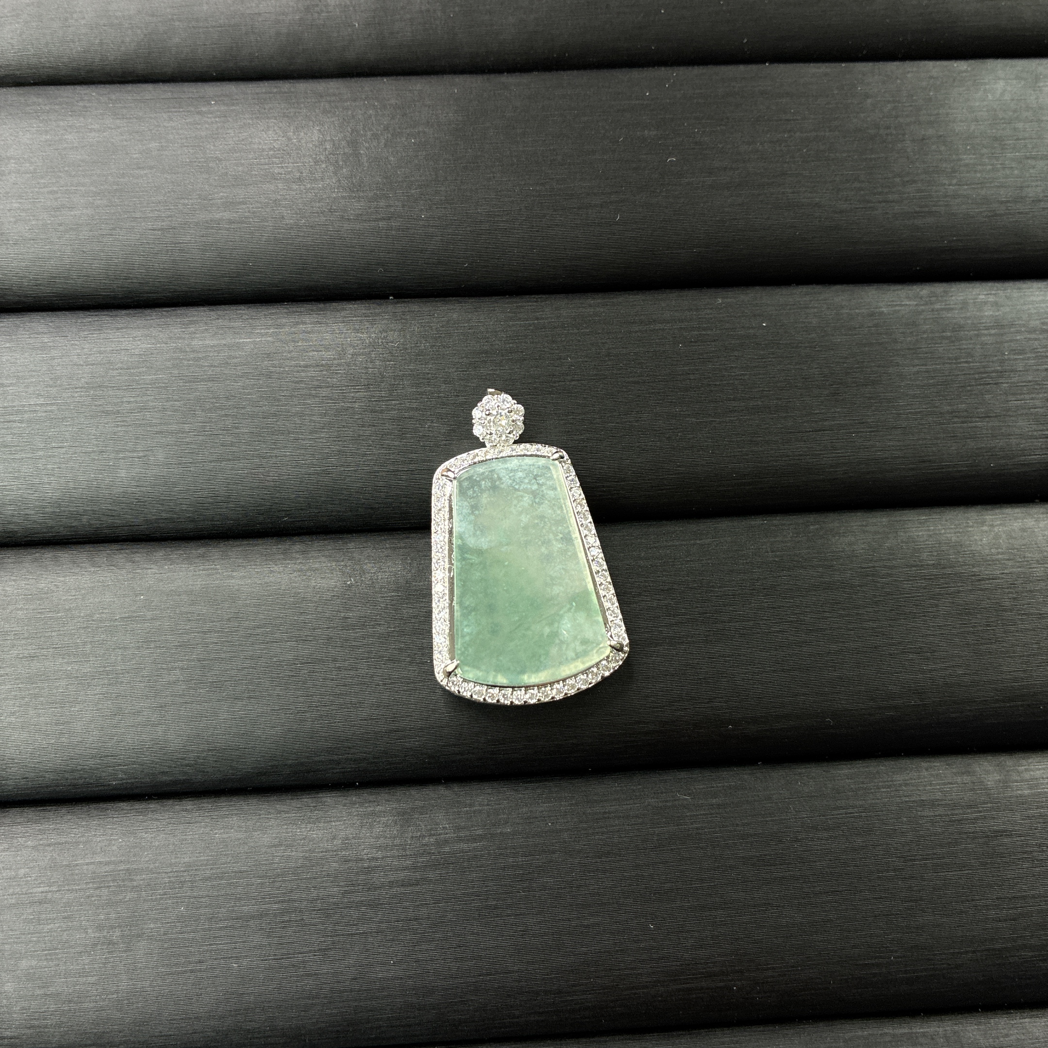 天然A货翡翠无事牌吊坠气质百搭多样性发其一D22