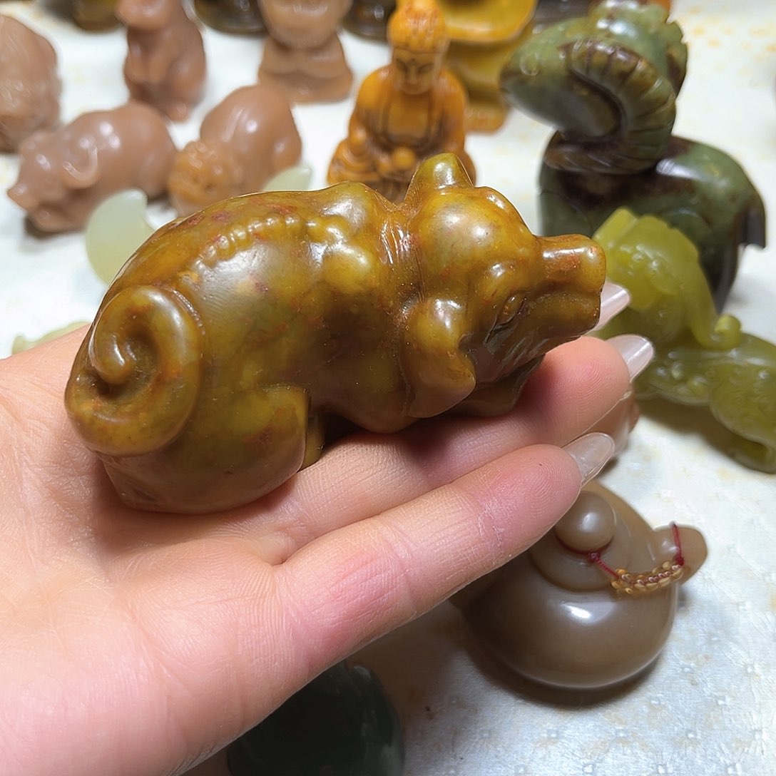 白玉菩提吊坠白玉菩提吊坠