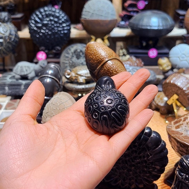 好***店石材龟纹石精品小龟