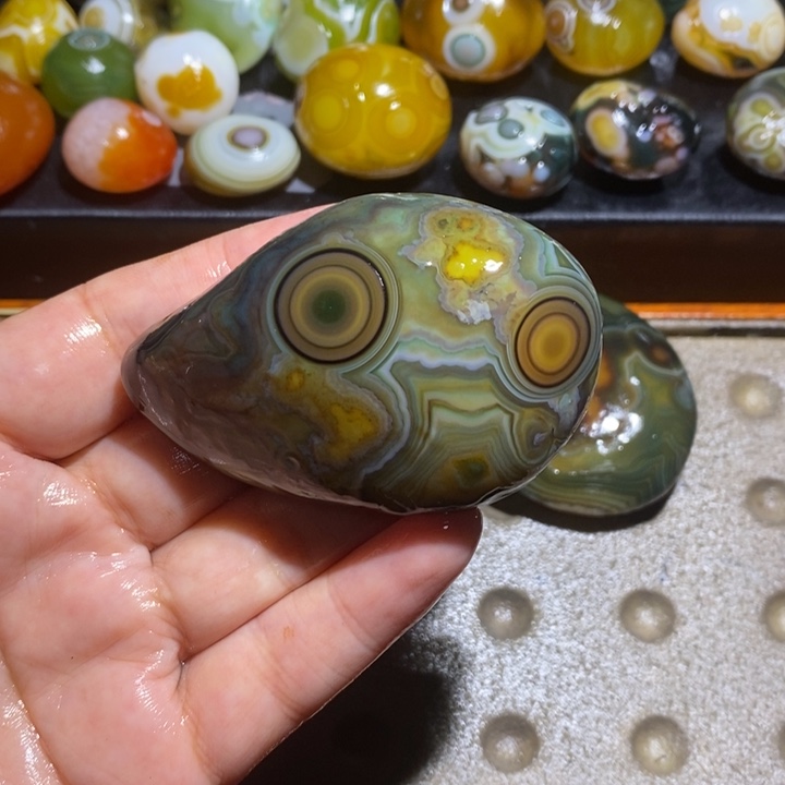 未镶嵌玛瑙/玉髓珠宝半成品时***！