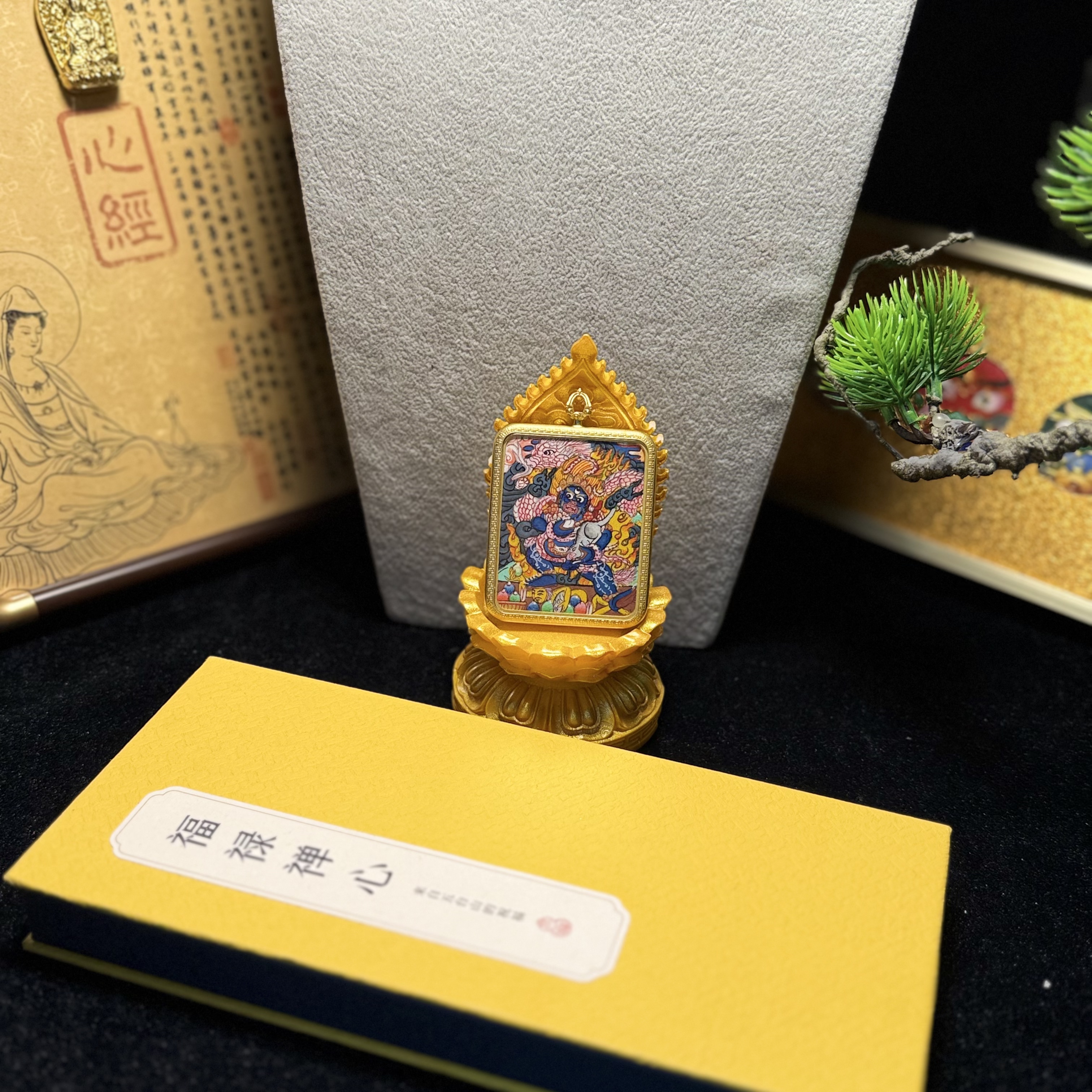 黑财神-纯手绘矿物原料唐卡