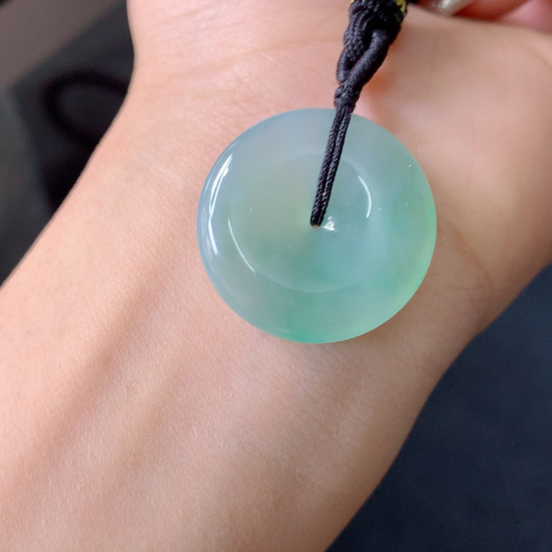 翡翠吊坠(不含链)未镶嵌平安扣