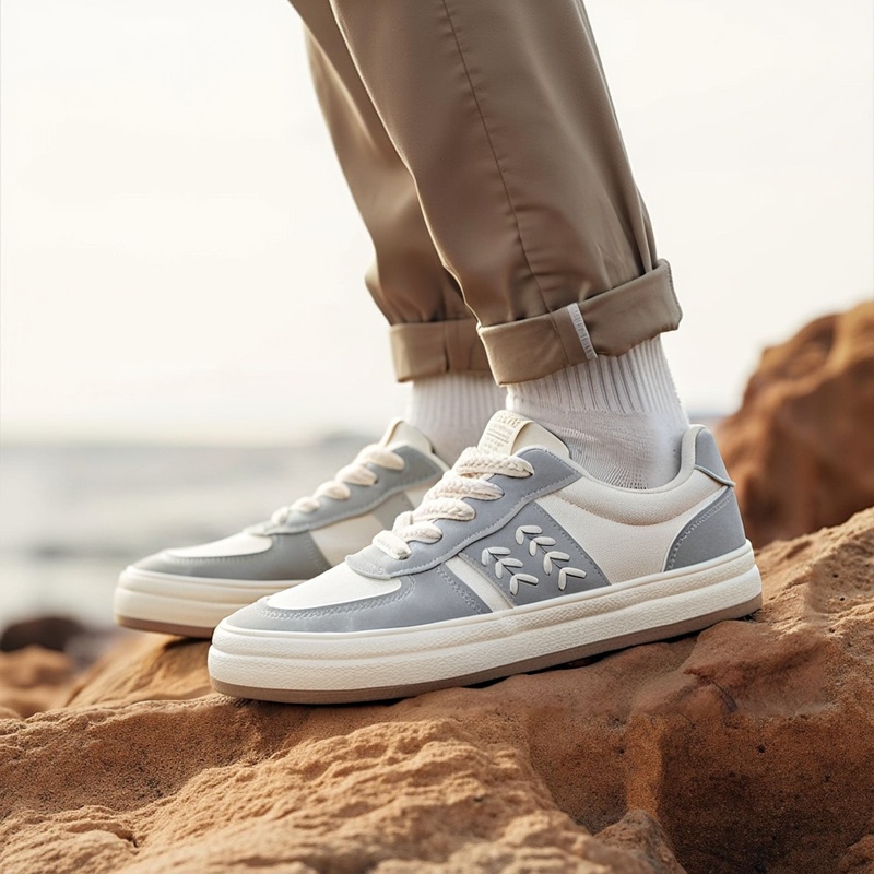 情侣女鞋春季2025新款潮流百搭低帮休闲板鞋男士小白布鞋运动潮鞋