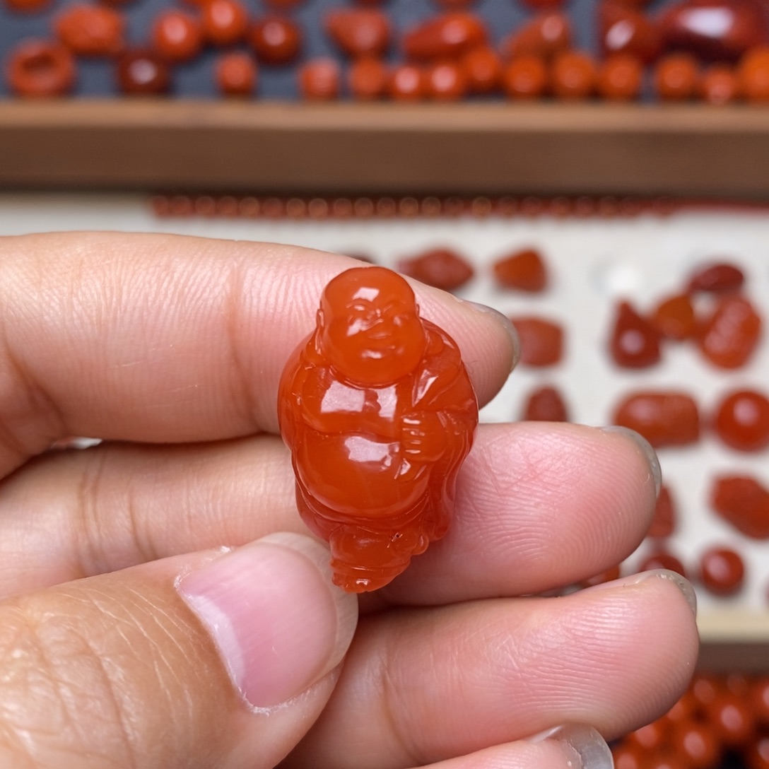 南红玛瑙配饰未镶嵌弥勒卡23.7-15.5