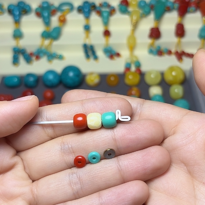 非金属卡8红绿灯一组，龙涎香，黄隔片4个.4红4绿