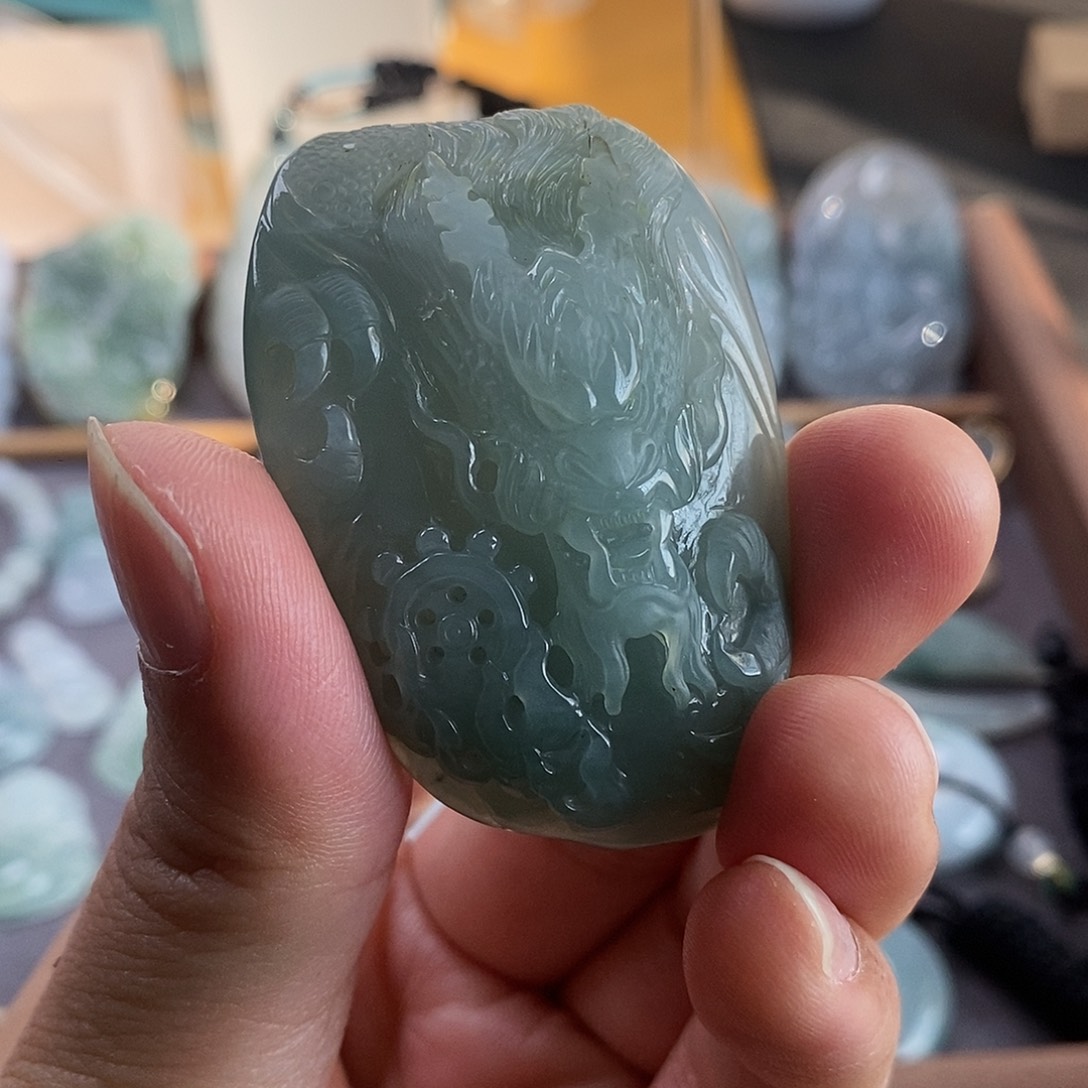 心***.定制翡翠未镶嵌龙牌