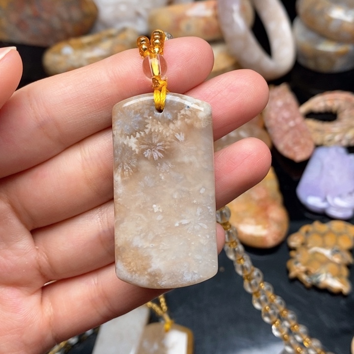 硅化珊瑚（珊瑚玉）手镯未镶嵌