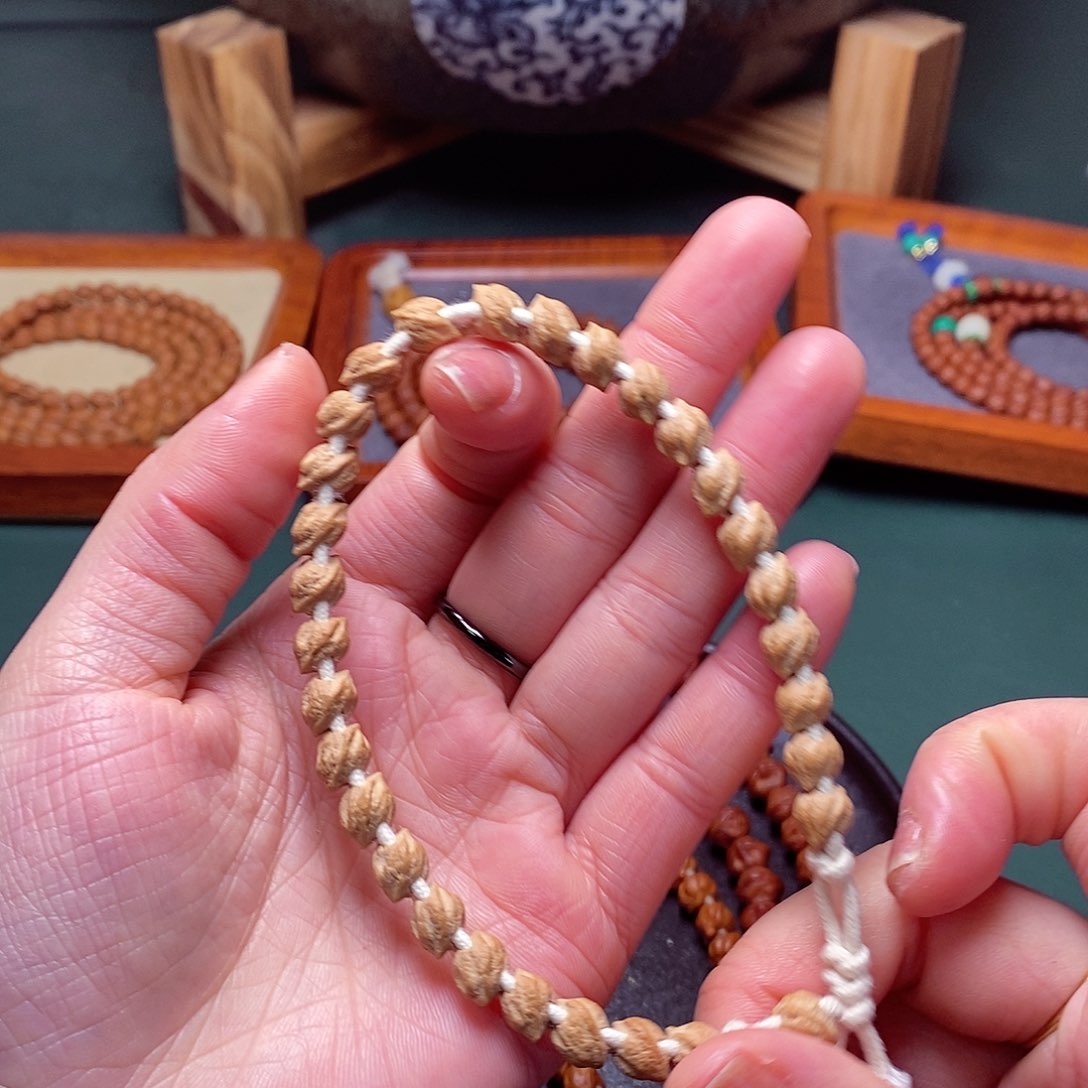 柏香籽/百香籽吊坠135