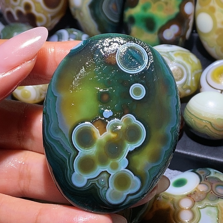 玛瑙/玉髓未镶嵌珠宝奇石104