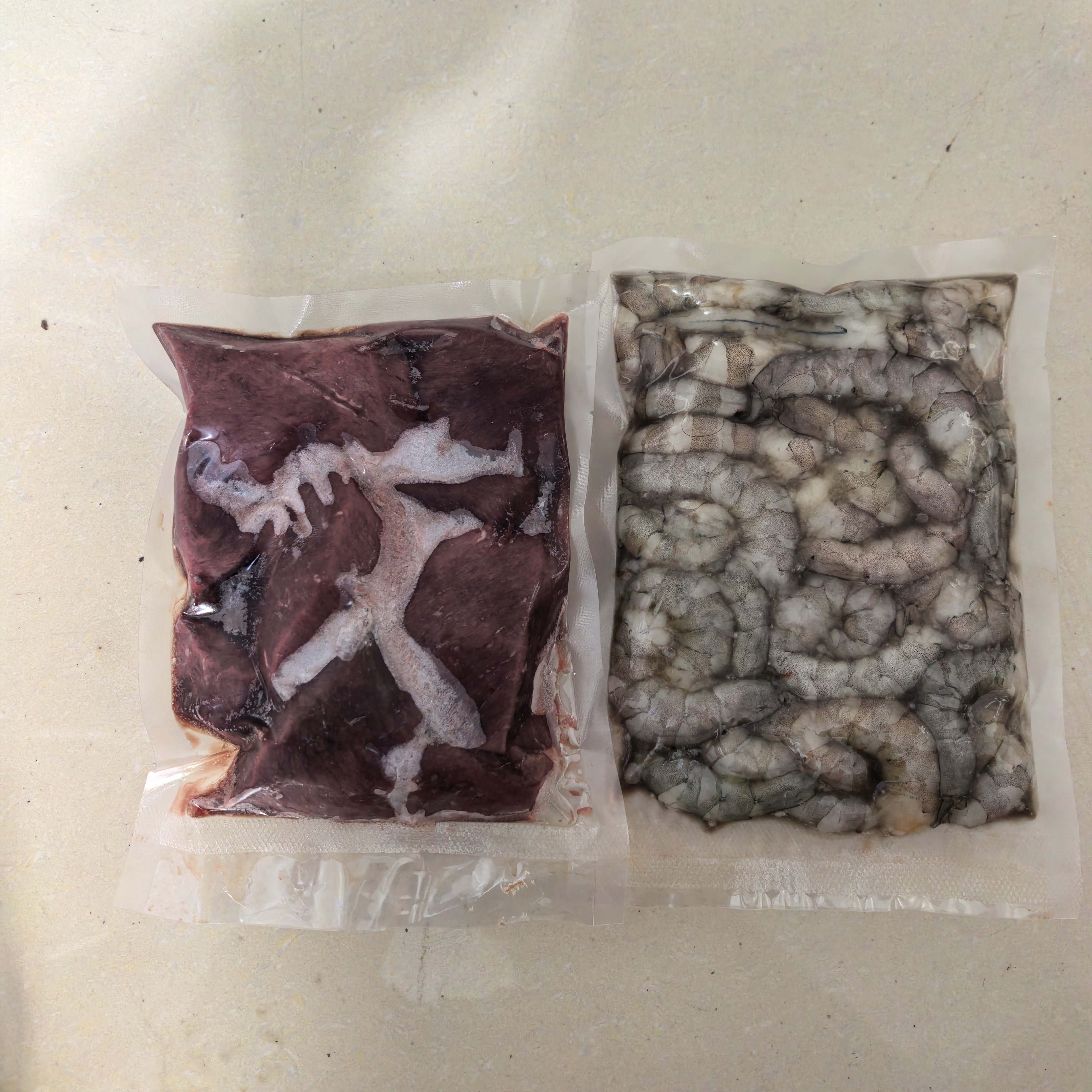 牛心汉堡DIY龙鱼雷龙鱼冻鱼食牛心汉堡鱼食剥皮虾仁