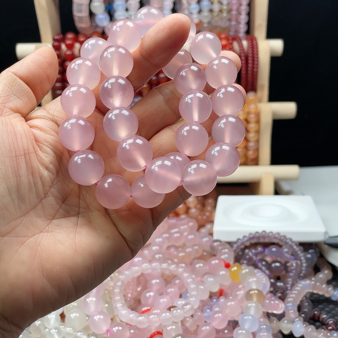 庸***已玛瑙/玉髓合金手链