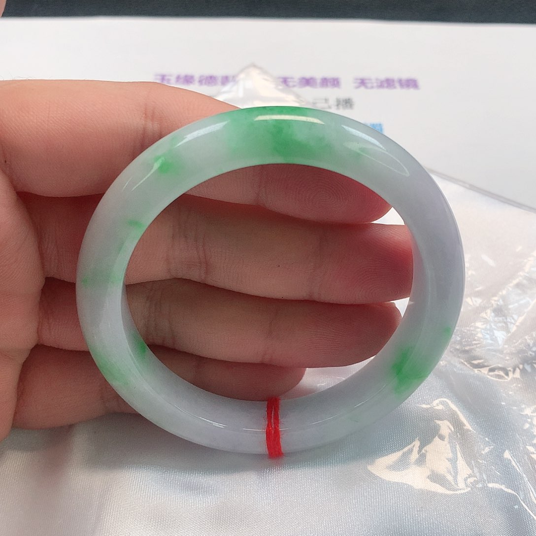 翡翠手镯未镶嵌269号