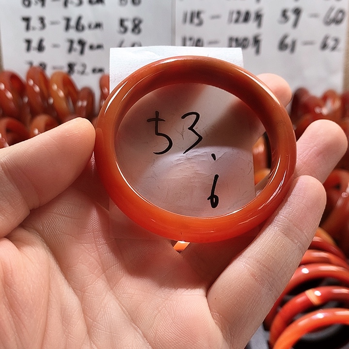 玛瑙/玉髓手镯未镶嵌