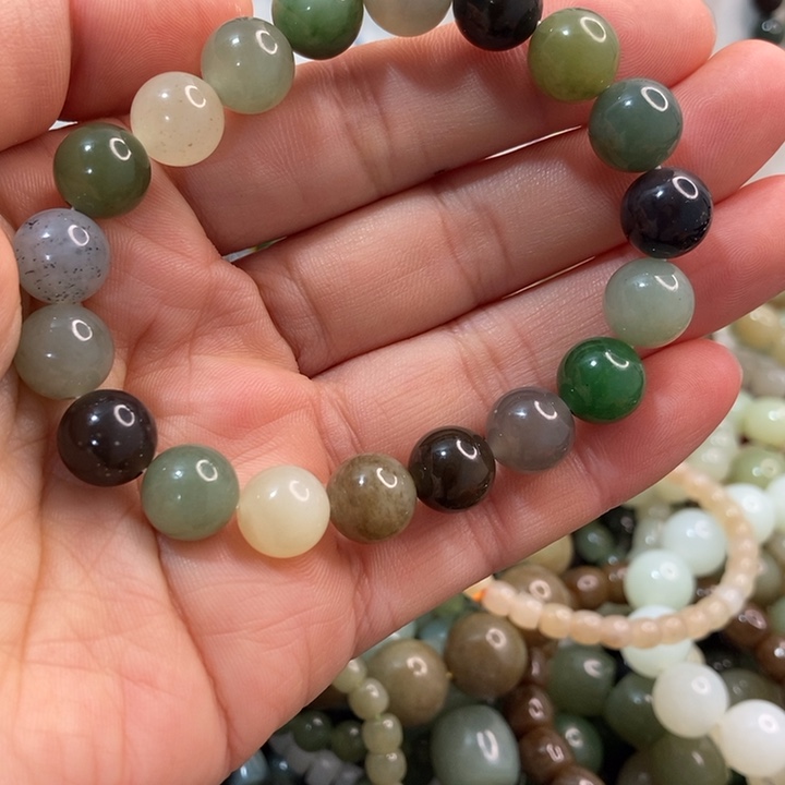 和田玉手串未镶嵌