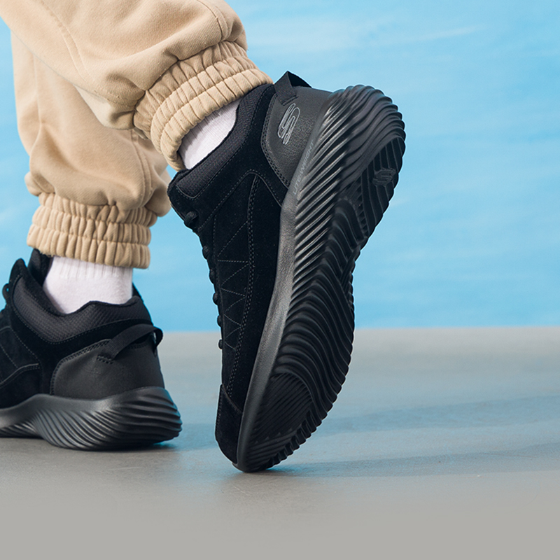 【户外运动】斯凯奇男鞋2025新款全黑运动鞋低帮厚底潮流休闲鞋子