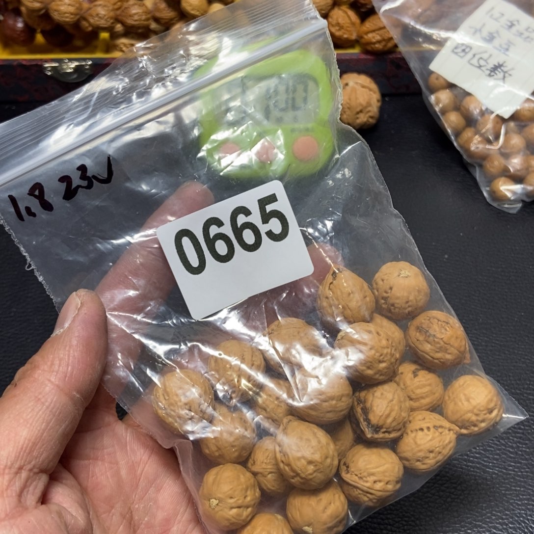 文玩核桃吊坠@****o秋子