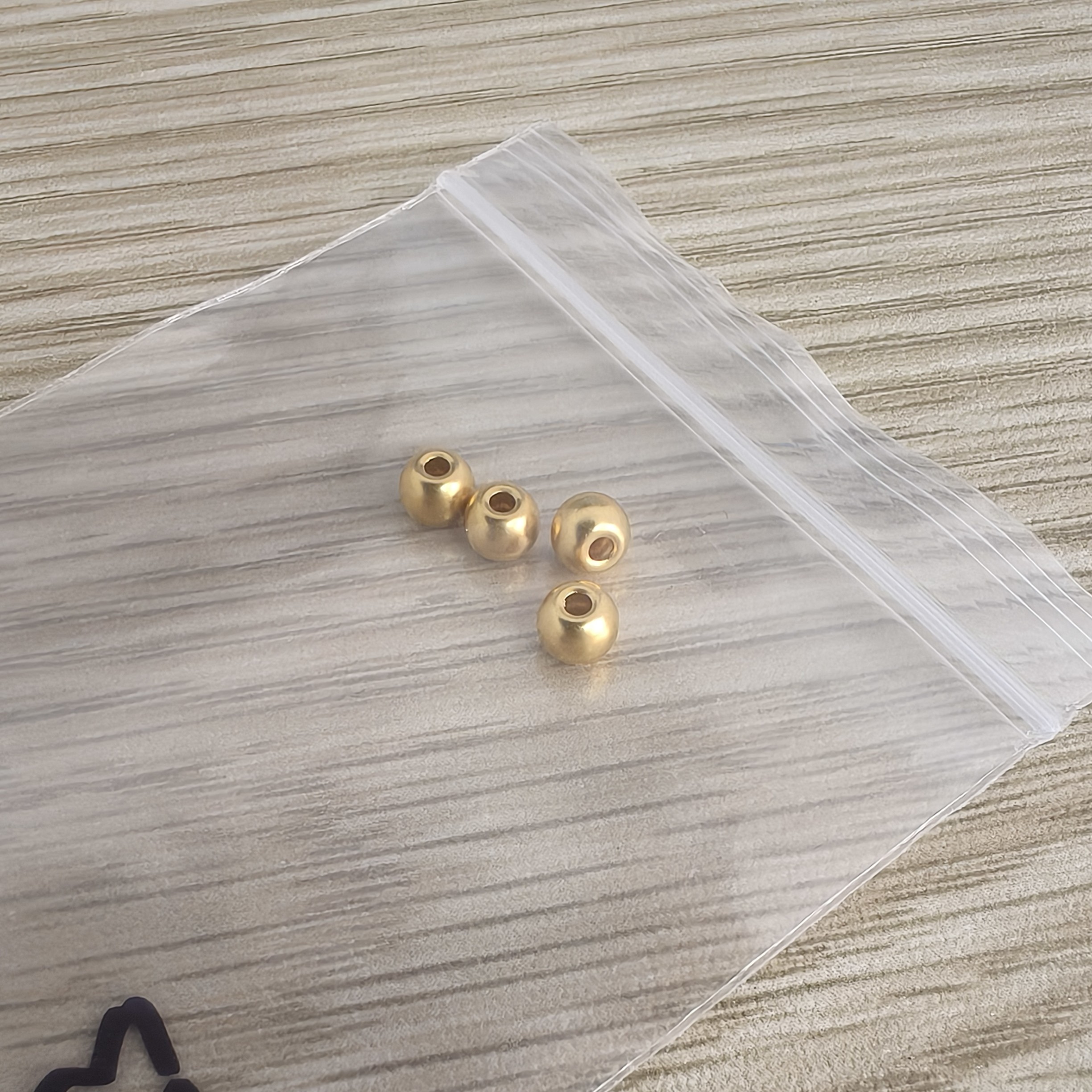   足金999   金珠4颗