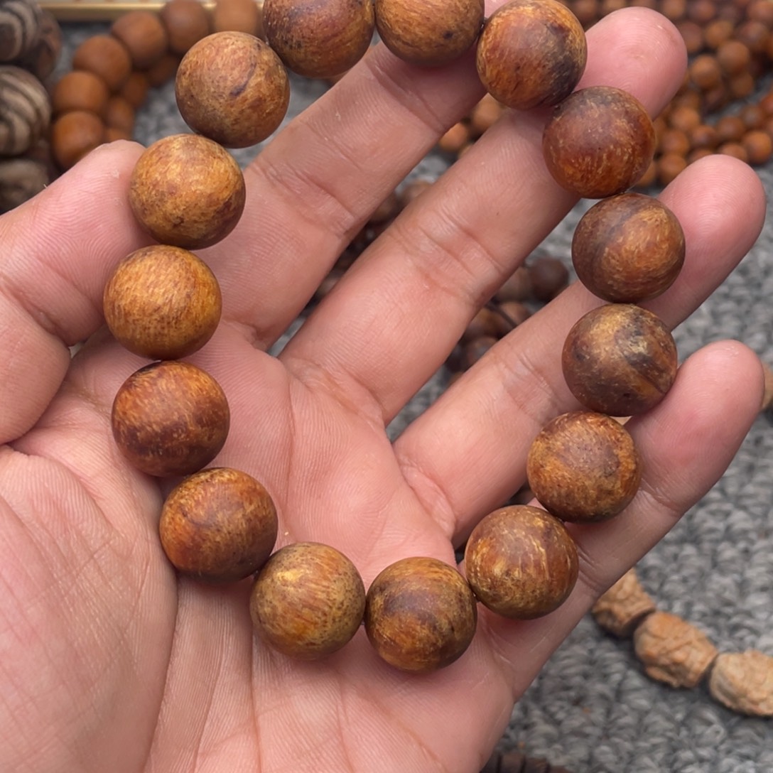 伊***曼贡木贡木1.5圆珠满油