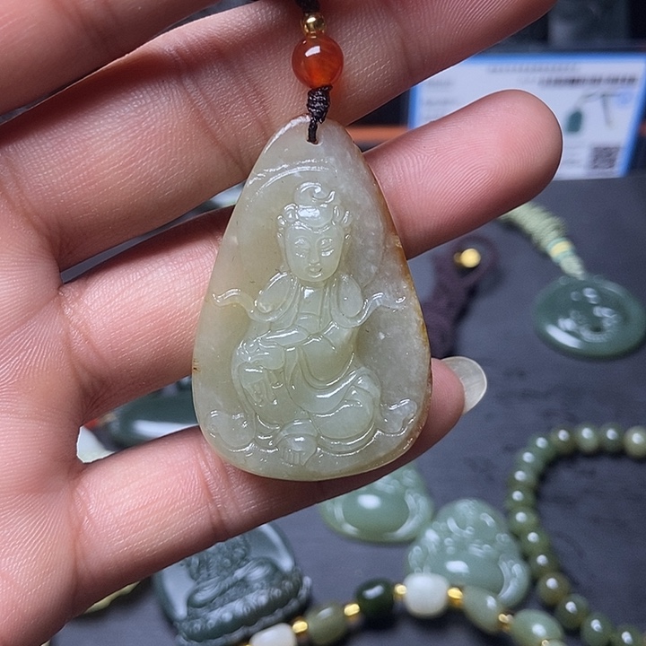 颈饰未镶嵌和田玉