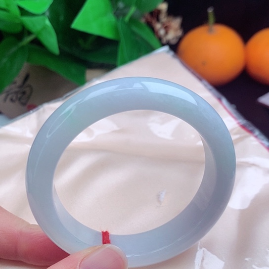 翡翠手镯未镶嵌     正圈52.2