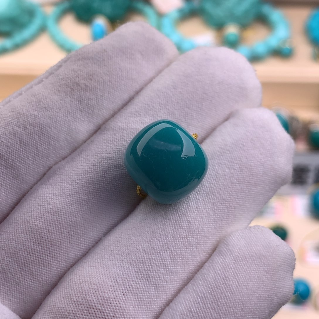 绿松石珠宝奇石未镶嵌13.9