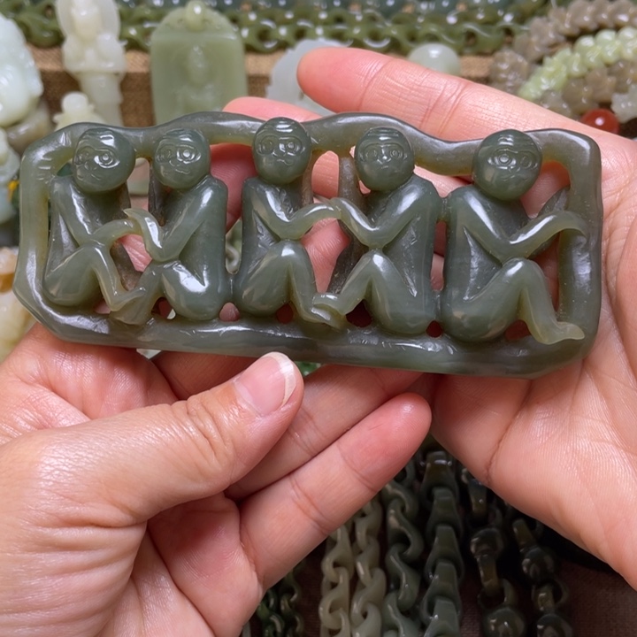 和田玉未镶嵌颈饰