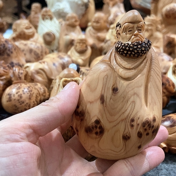 柏木（崖柏）留疤达摩