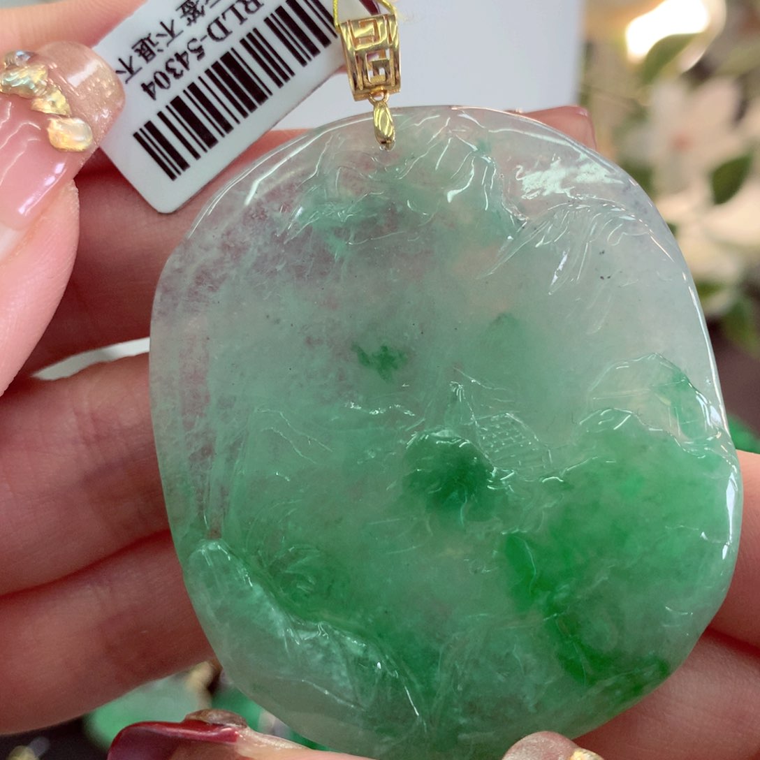 翡翠吊坠(不含链)18K金镶嵌