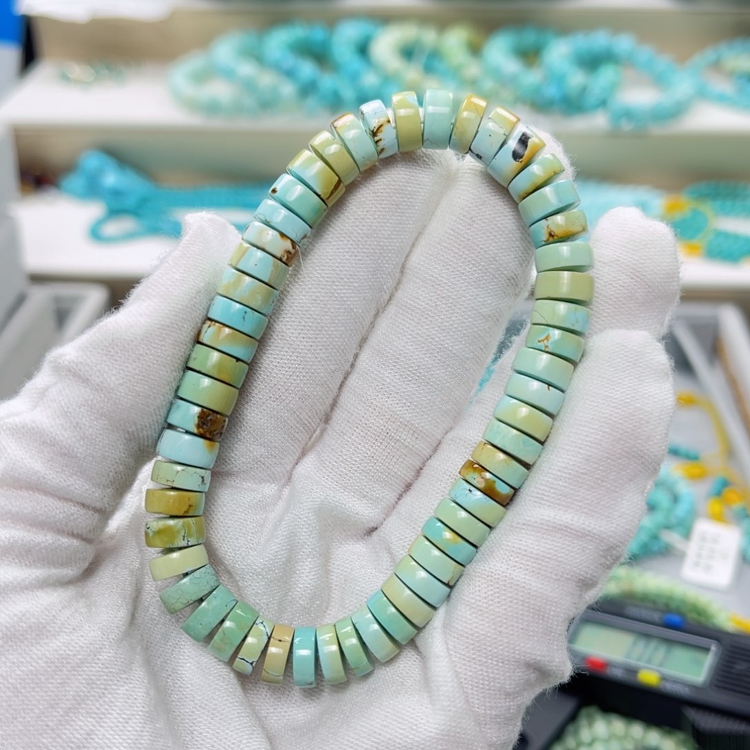 绿松石绿松石未镶嵌