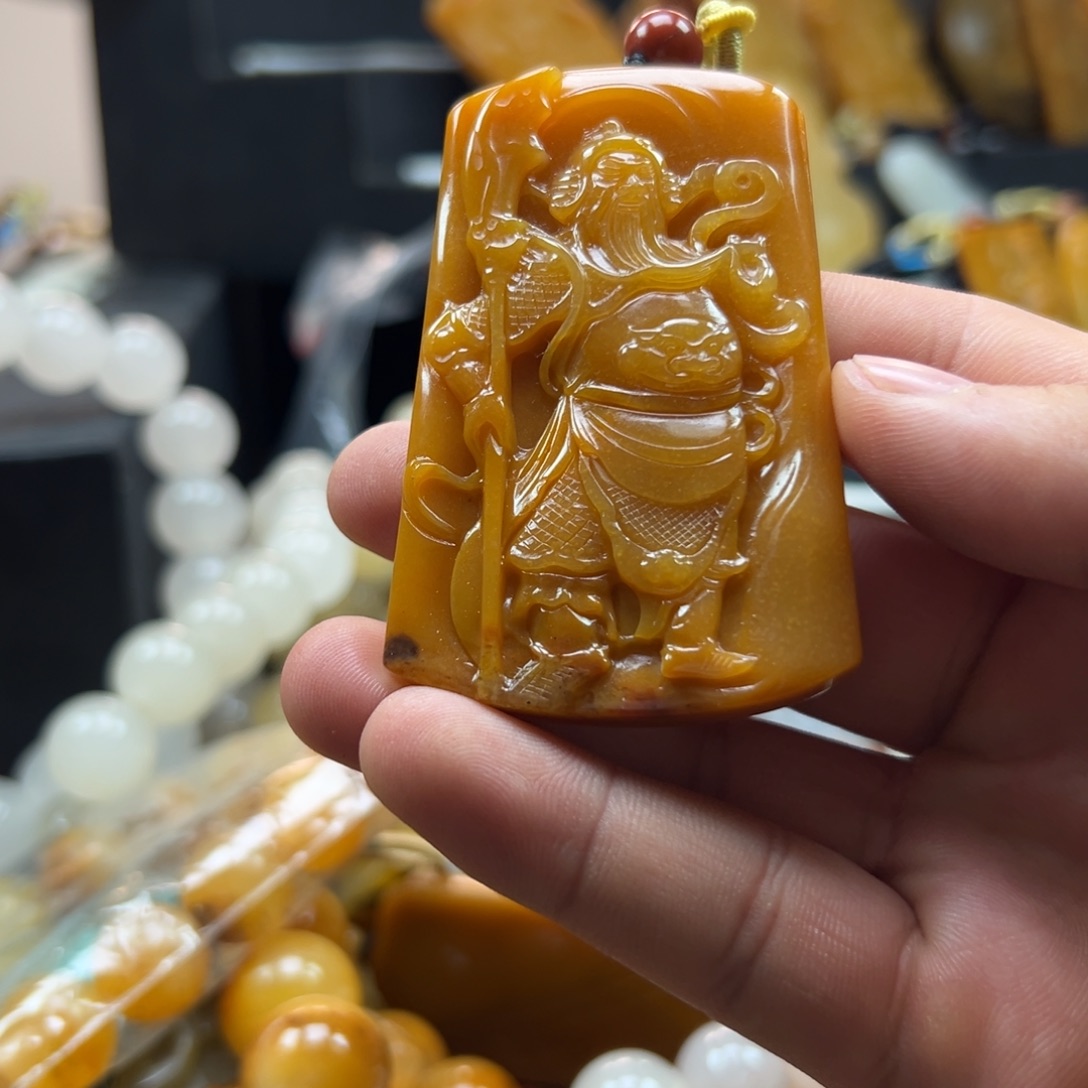 石英质玉（黄龙玉）未镶嵌hly