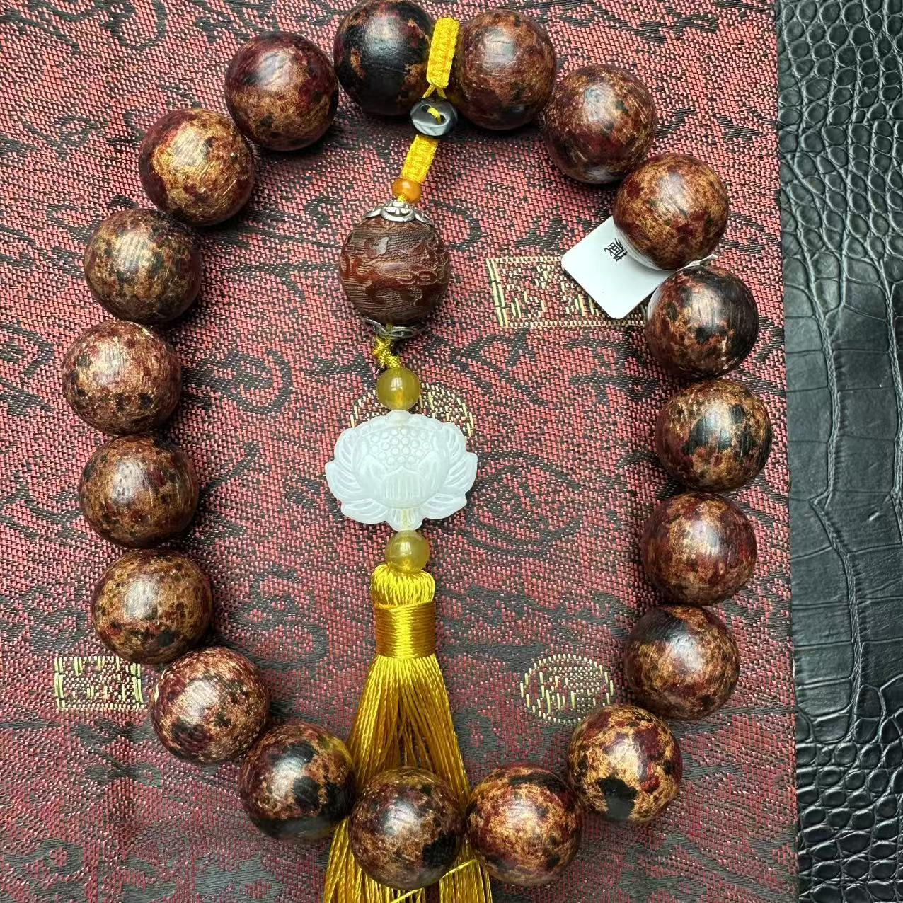 （开总文玩）天然沉香木串215