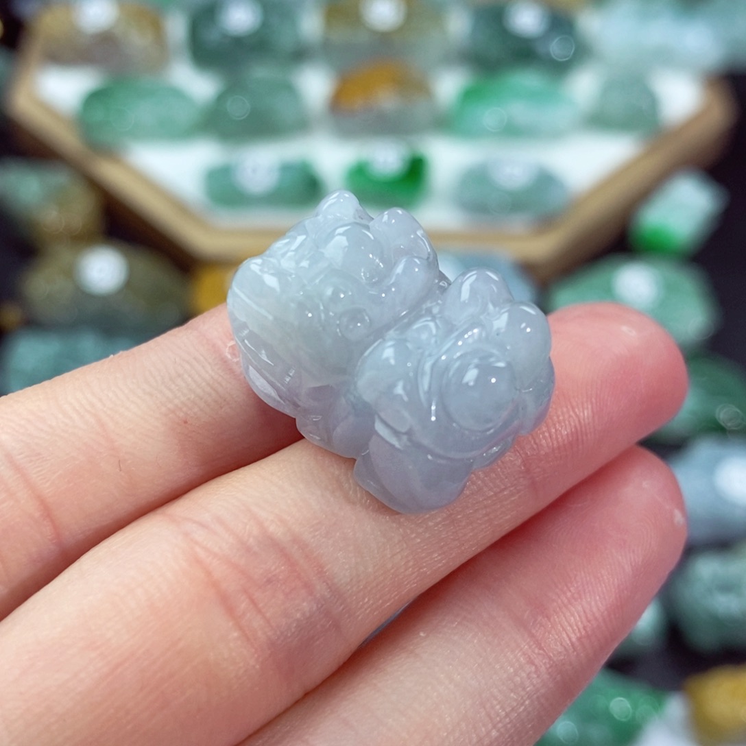 翡翠颈饰未镶嵌天然