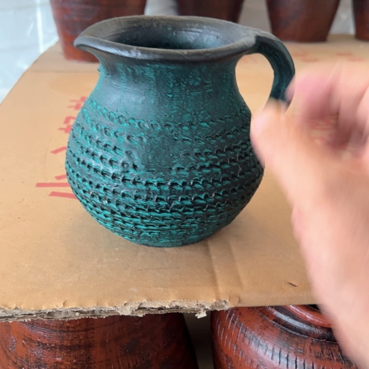8.8-1微瑕小茶壶复古绿