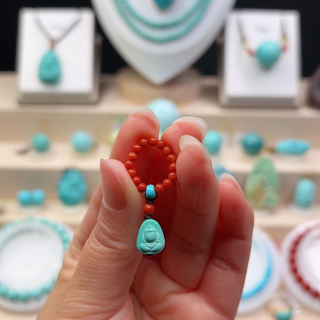 绿松石配饰未镶嵌