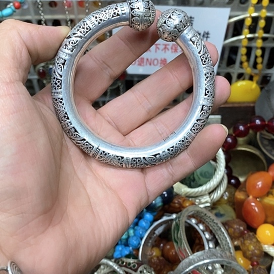 等***奶铜器工艺品有限公司