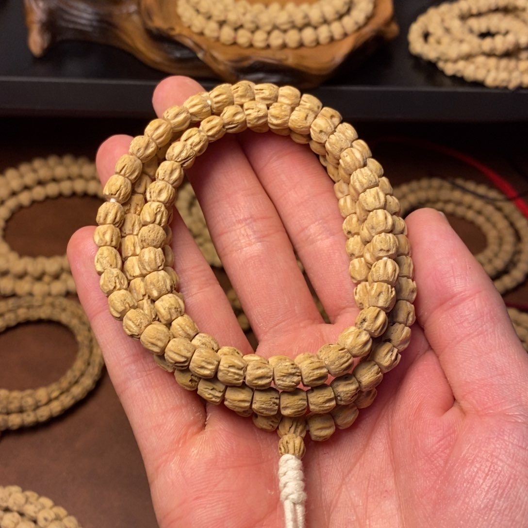 柏香籽/百香籽手串呀*么