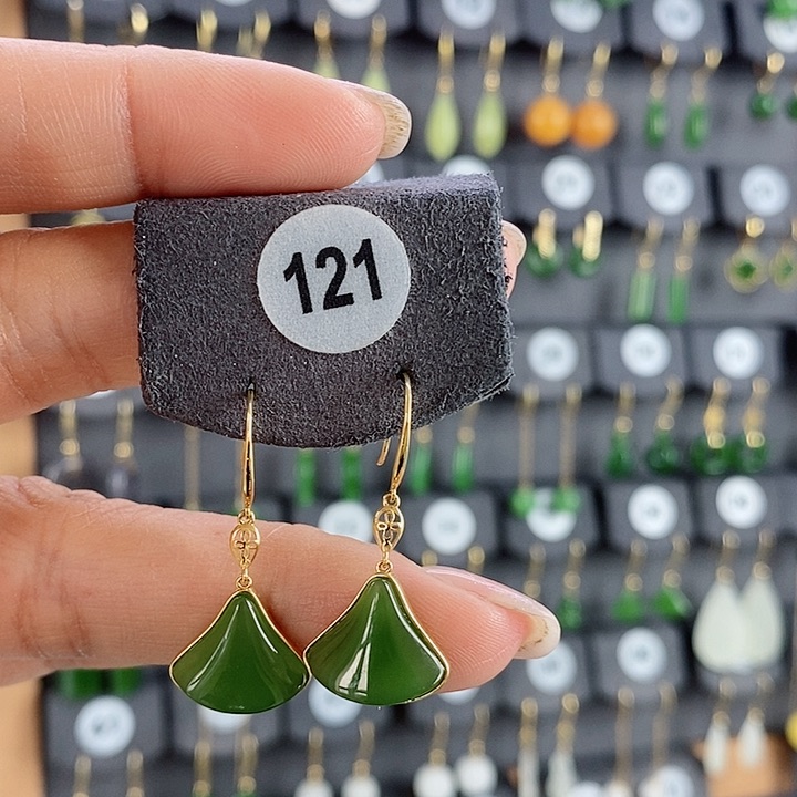 和田玉耳饰18K金镶嵌