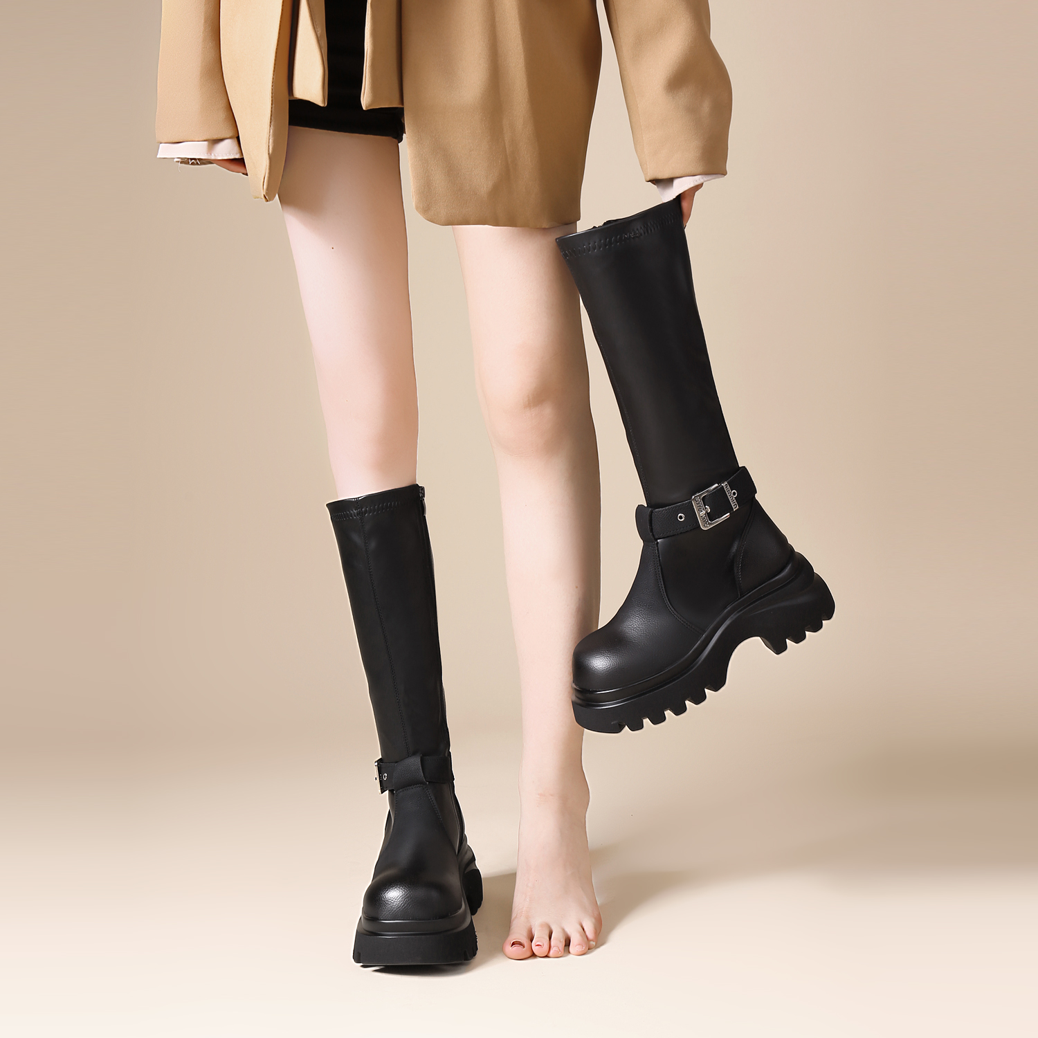 高级感英伦粗跟骑士靴女2025秋冬新款长筒不过膝软底轻便显瘦皮靴