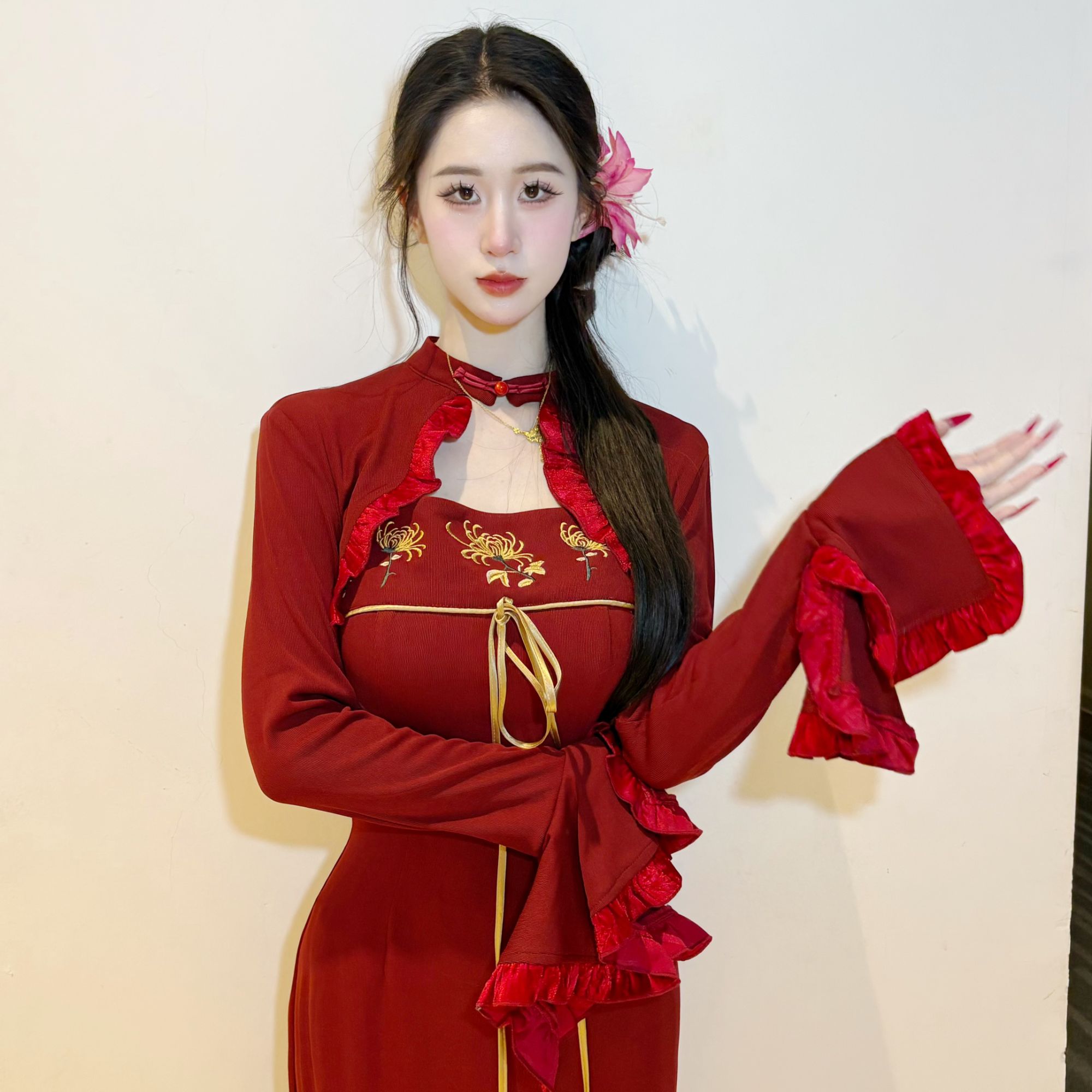 LHMknk1画报夫人原创自制针织刺绣拼接连衣裙 金菊步步生莲套装