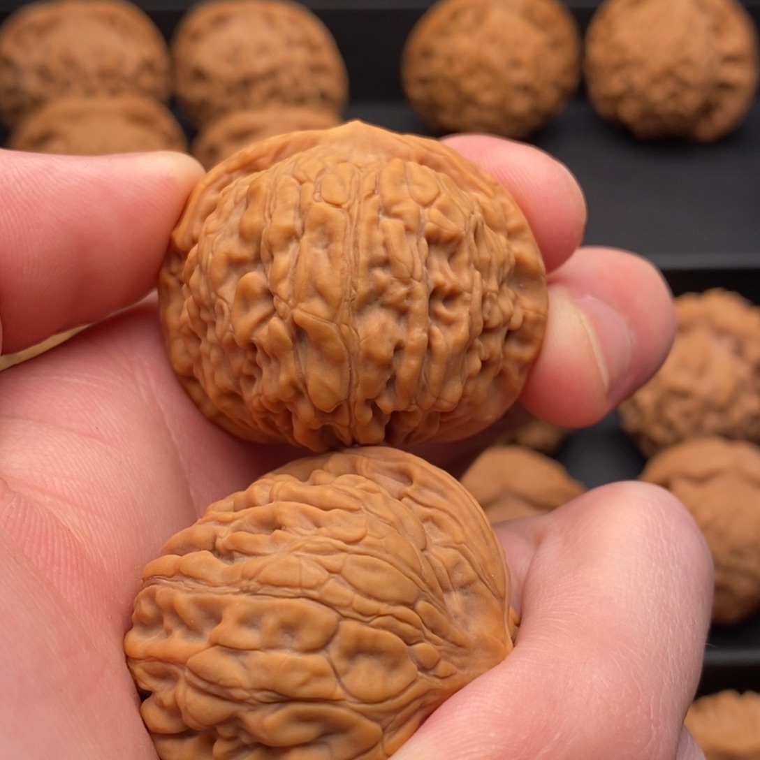 文玩核桃把件王*金刚