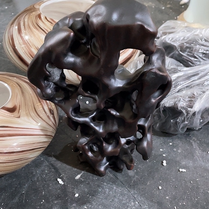 陶瓷花瓶，仿真绿植。