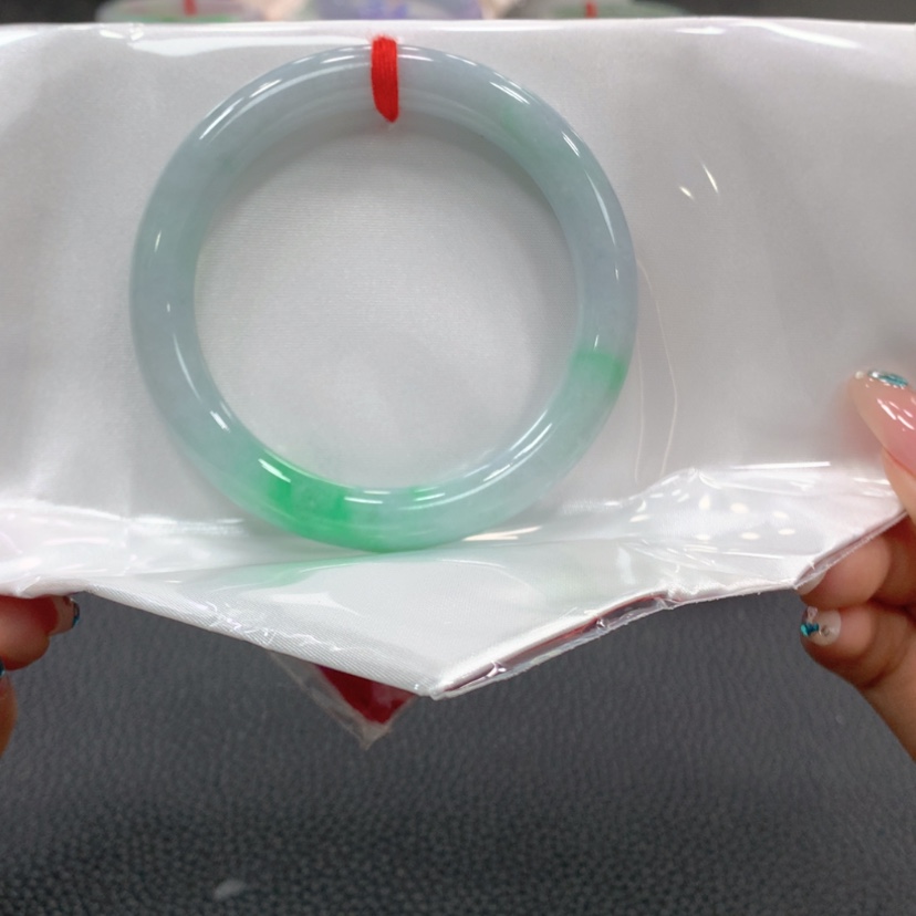 【闪购商品】翡翠手镯未镶嵌翡翠