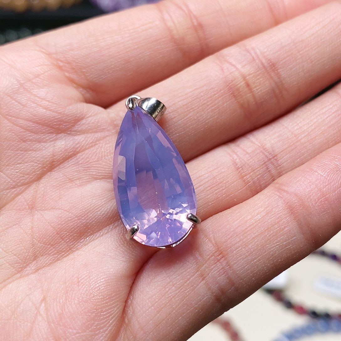 水晶吊坠(赠链)银S925镶嵌紫玉晶