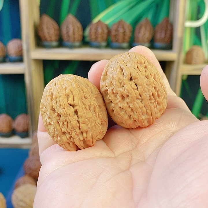 文玩核桃吊坠31滚石