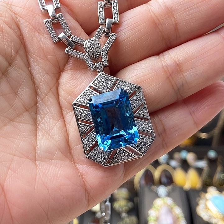 托帕石颈饰银S925镶嵌吊坠