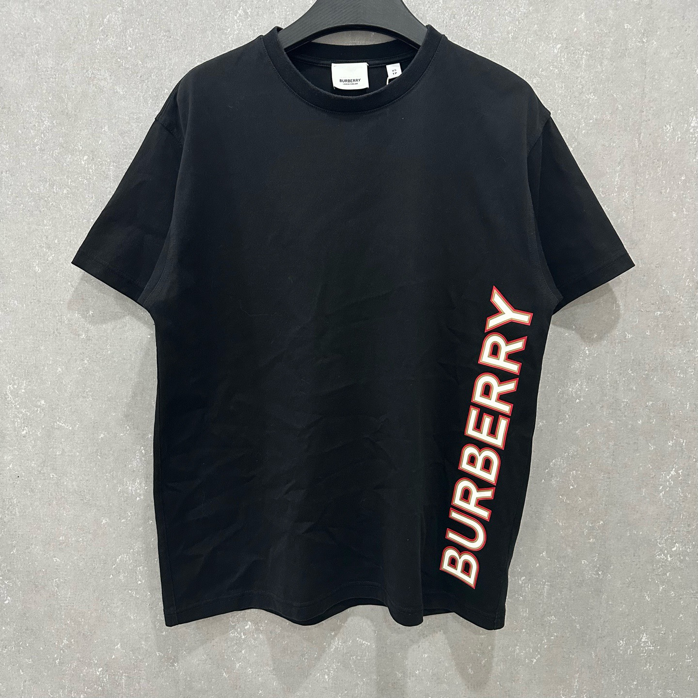 99新 BURBERRY/博柏利 侧边字母logo短袖 XS码 005659
