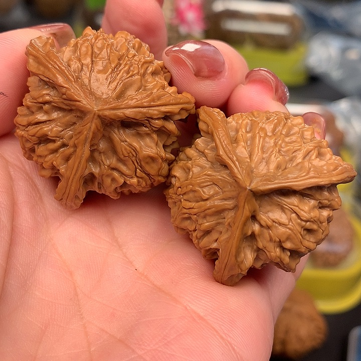 文玩核桃吊坠?****道11三棱