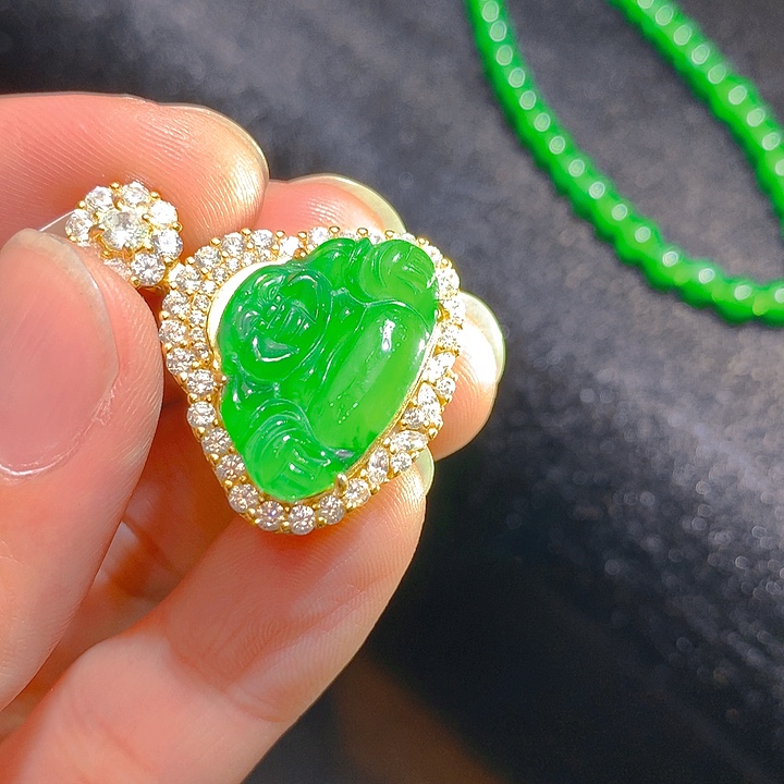 【闪购商品】翡翠颈饰银S925镶嵌翡翠