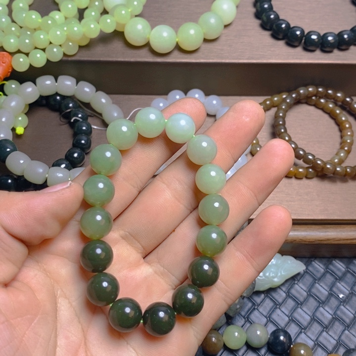 未镶嵌手链和田玉（糖玉）