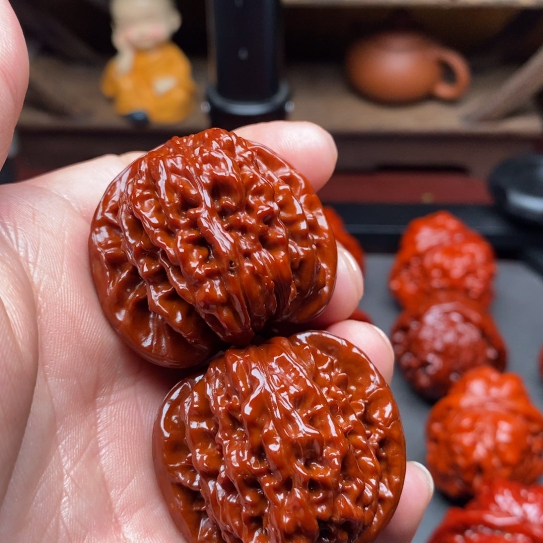 吊坠文玩核桃38四座楼磕碰